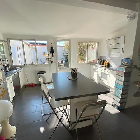 Avec Piscine Privee Climatisation Et Wifi Equipee Pour 6 Personnes - 6vhip3 Canet-en-Roussillon