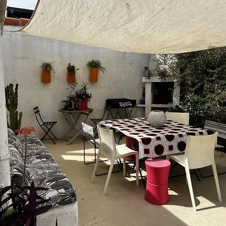 Avec Piscine Privee Climatisation Et Wifi Equipee Pour 6 Personnes - 6vhip3 *
