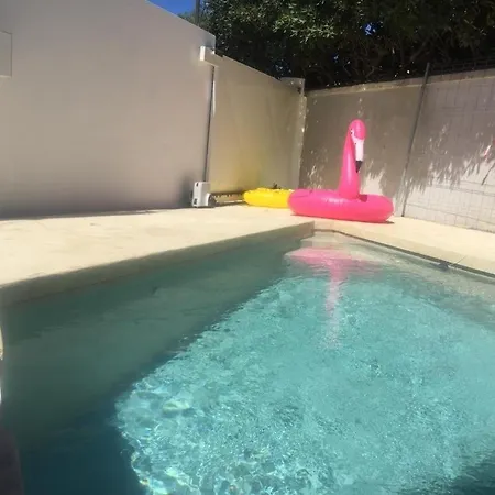Avec Piscine Privee Climatisation Et Wifi Equipee Pour 6 Personnes - 6vhip3 *