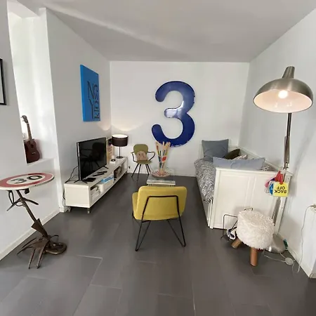 Villa Avec Piscine Privee Climatisation Et Wifi Equipee Pour 6 Personnes - 6vhip3
