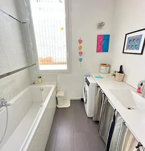 Avec Piscine Privee Climatisation Et Wifi Equipee Pour 6 Personnes - 6vhip3